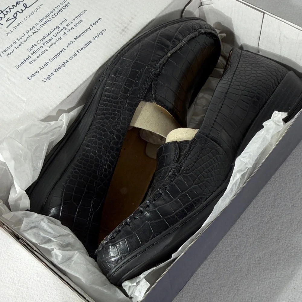 Natural Soul Black Croc-Patterned Flats - Picture 6 of 6
